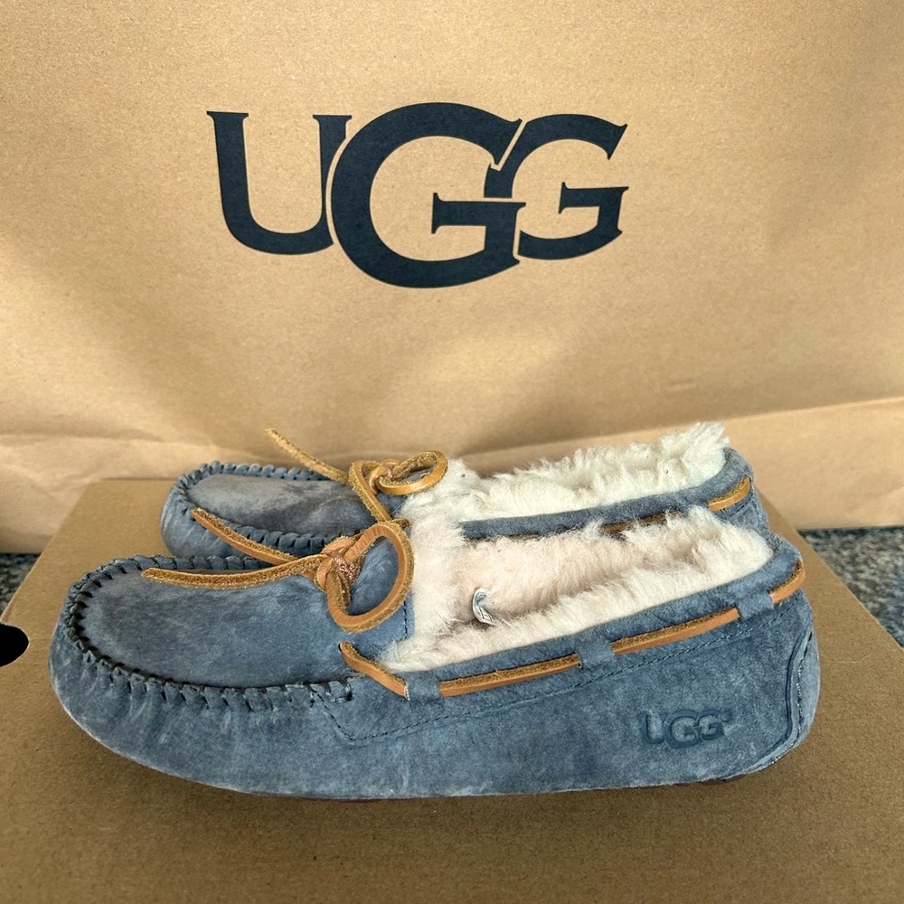 Grey Women UGG loafers size 5